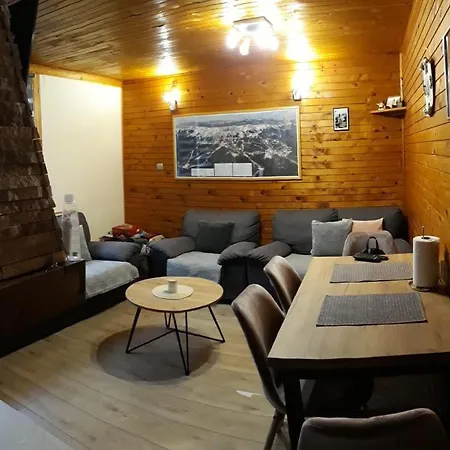 Vikendica Teodora * Яхорина