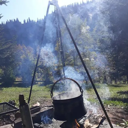 Vikendica Teodora Дом отдыха Яхорина